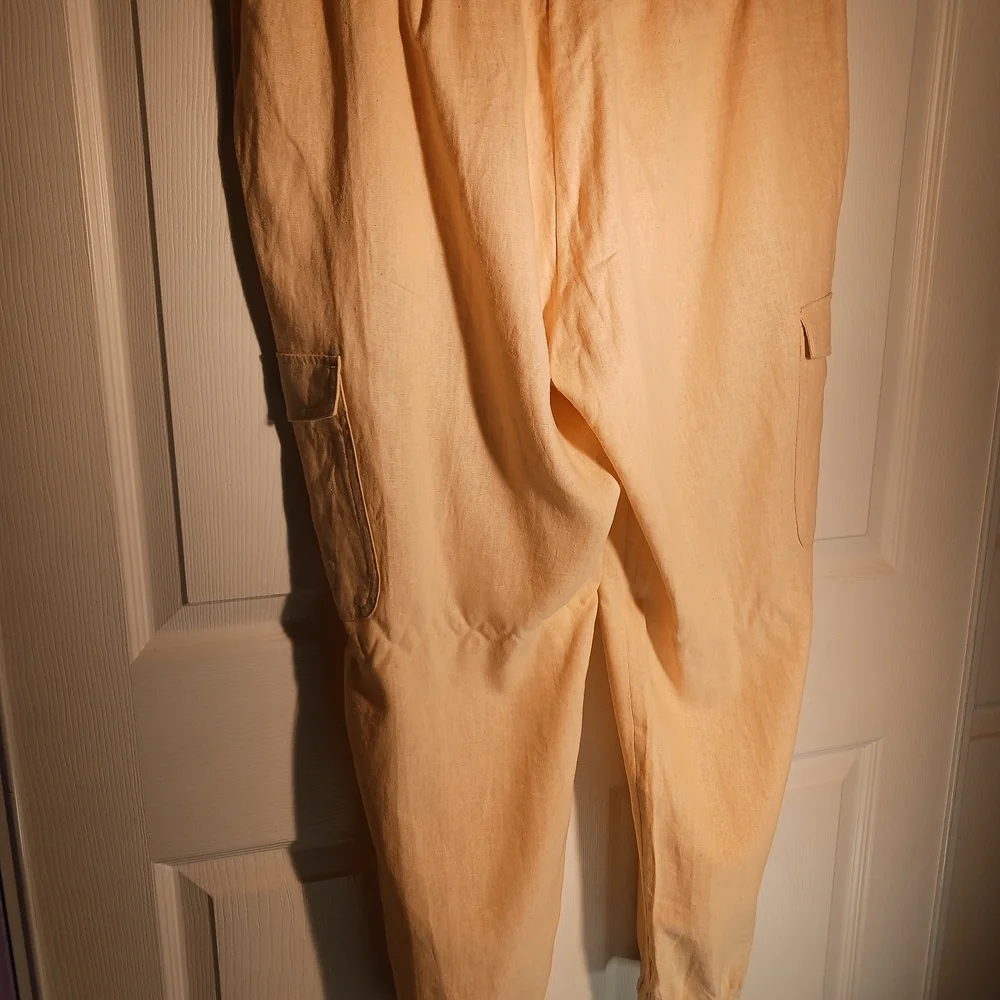 Banana Republic Women's Cream Cargo Pants Linen Blend